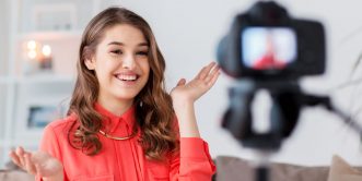 Blogging & Vlogging Diploma